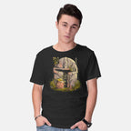 Hunter Helmet – Sci-Fi Graphic T-Shirt