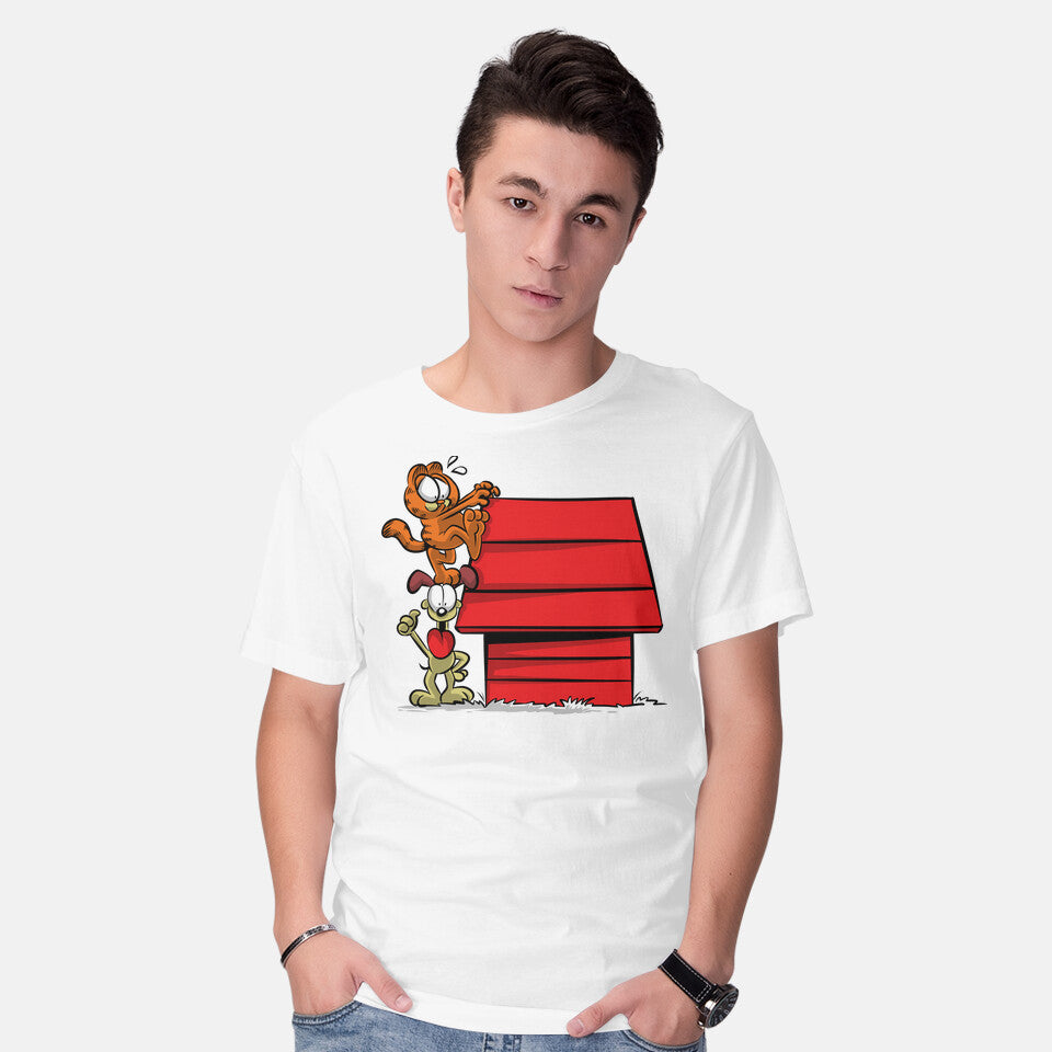 Model wearing white A Great Team – Cat Graphic T-Shirt