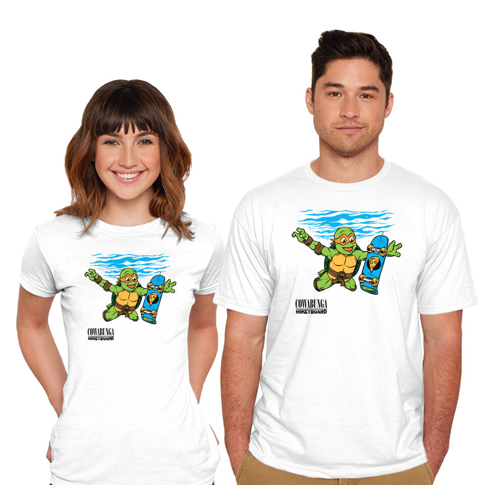 Model wearing white Neverboard – Music Graphic T-Shirt