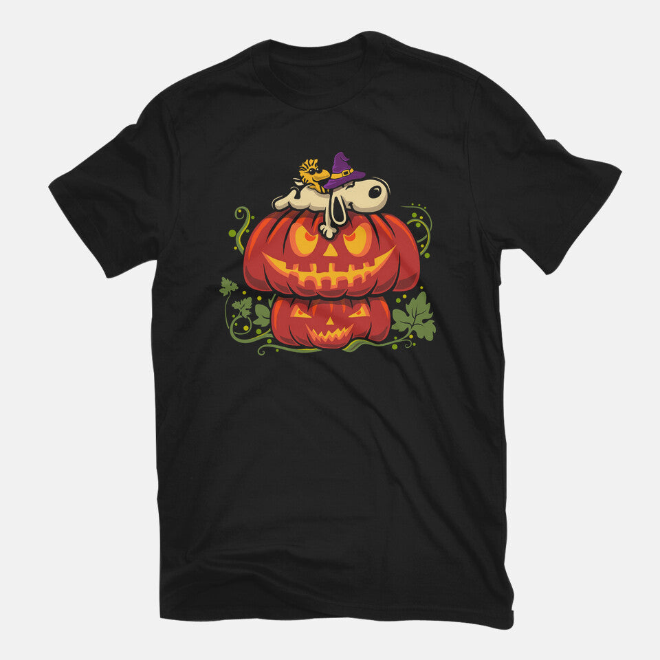Beagle's Pumpkin House – Funny Graphic T-Shirt in black, flat-lay product view