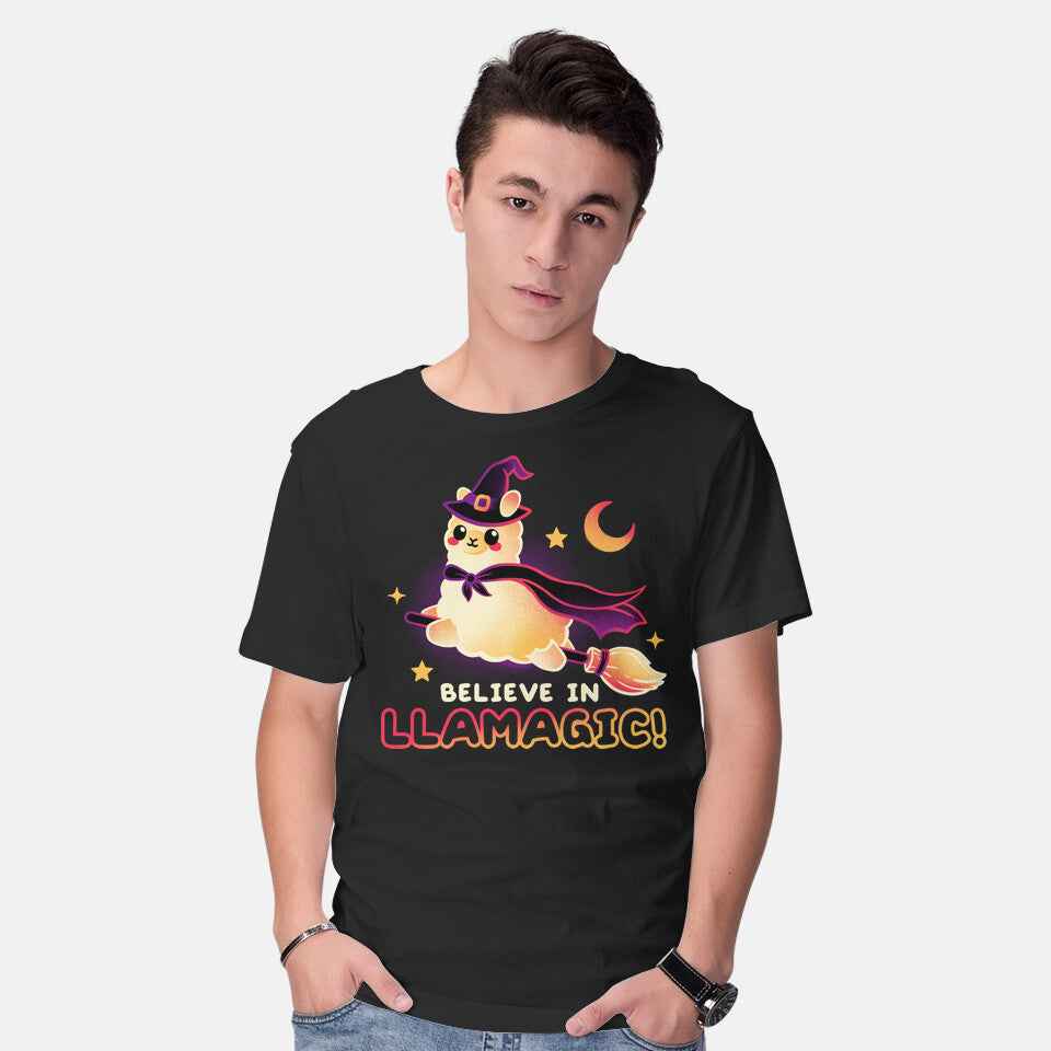 Believe In llamagic – Halloween Graphic T-Shirt