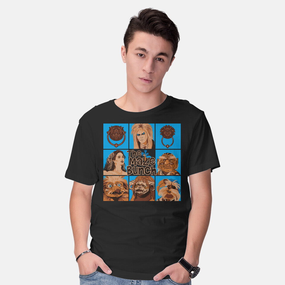 Model wearing black The Maze Bunch – Fantasy Graphic T-Shirt