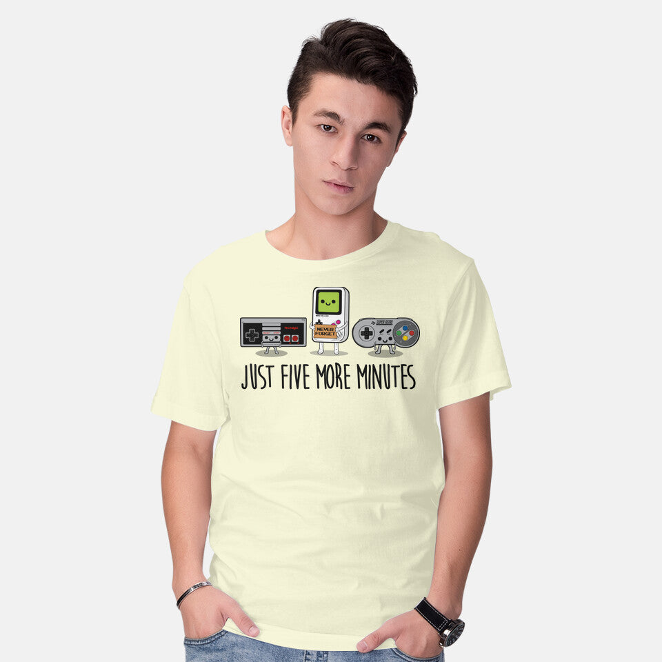 Just Five More Minutes – Gaming Graphic T-Shirt