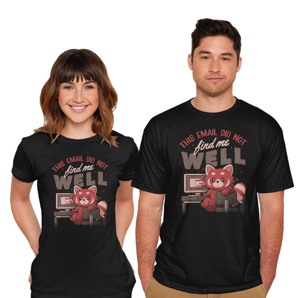 Model wearing black This Email Did Not Find Me Well – Animal Graphic T-Shirt