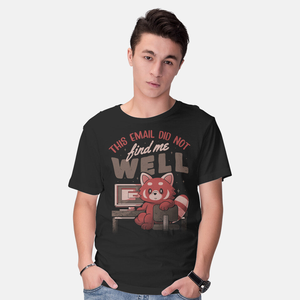 Model wearing black This Email Did Not Find Me Well – Animal Graphic T-Shirt