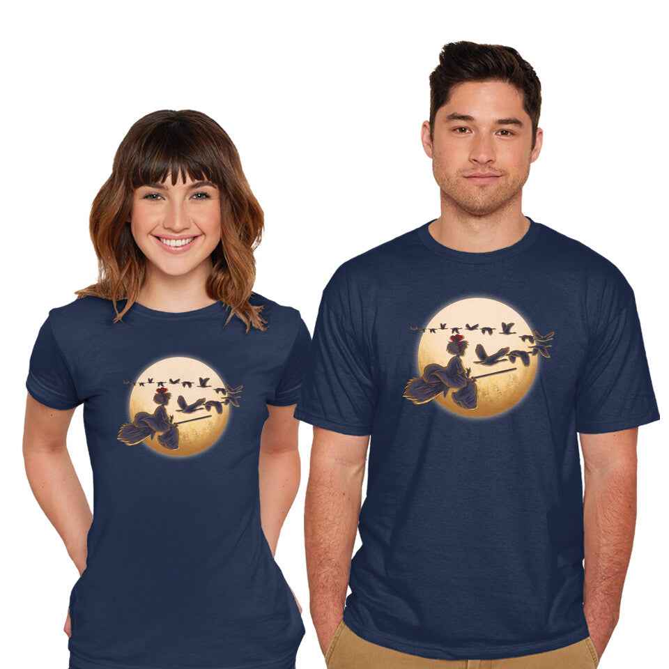 Young Witch Moon – Cat Graphic T-Shirt