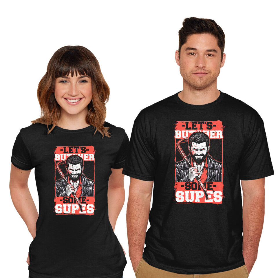 Model wearing black Super Heroes Hunter Graphic T-Shirt