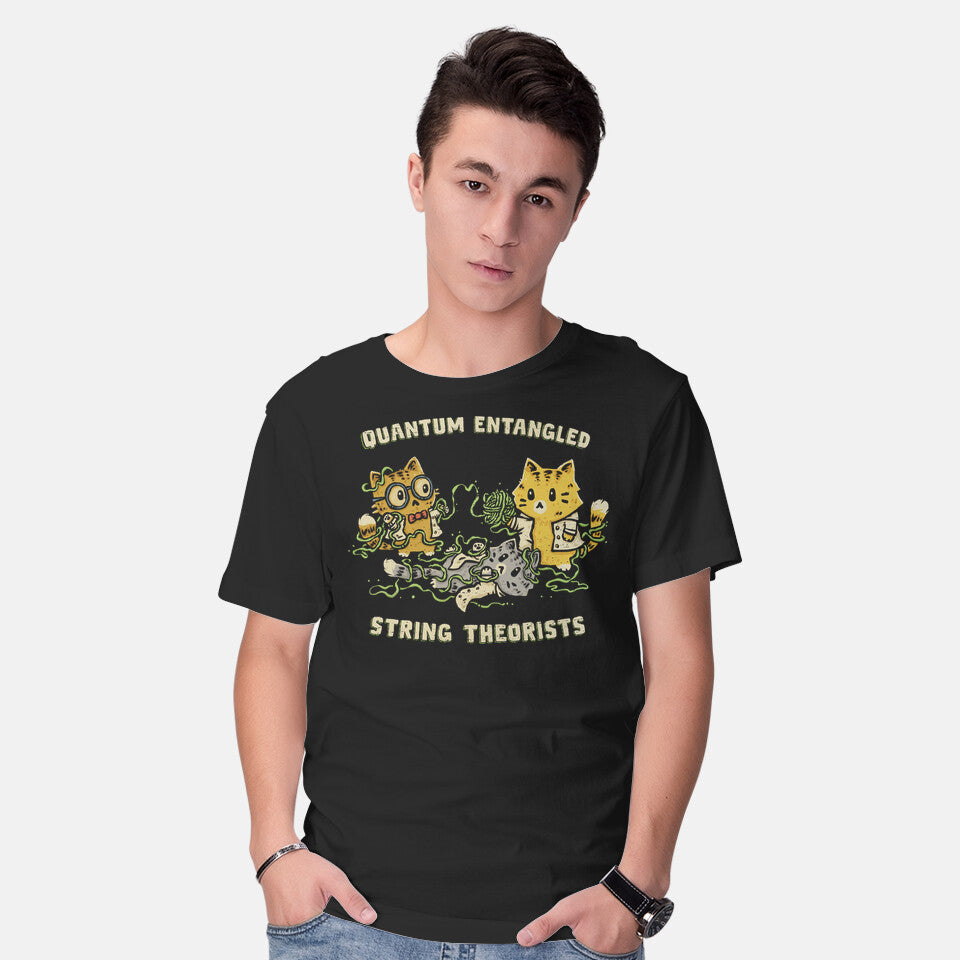 Model wearing black Quantum Entangled String Theorists – Cat Graphic T-Shirt