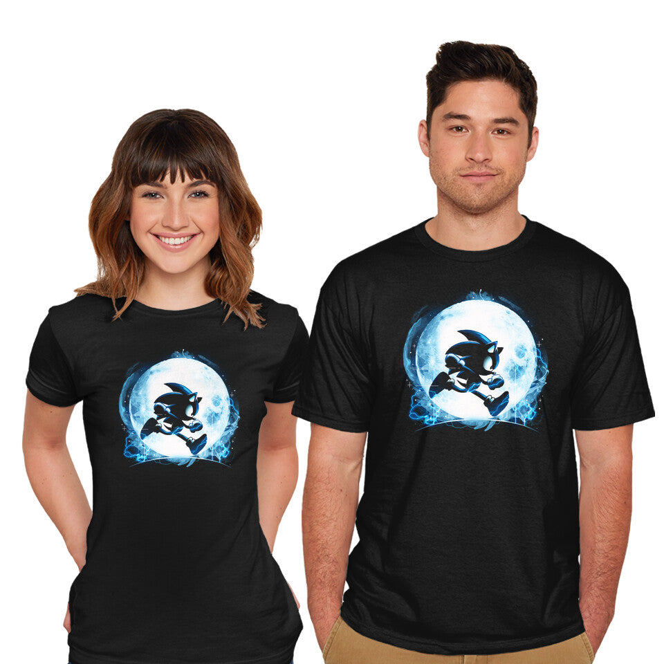 Model wearing black Blue Moon – Gaming Graphic T-Shirt