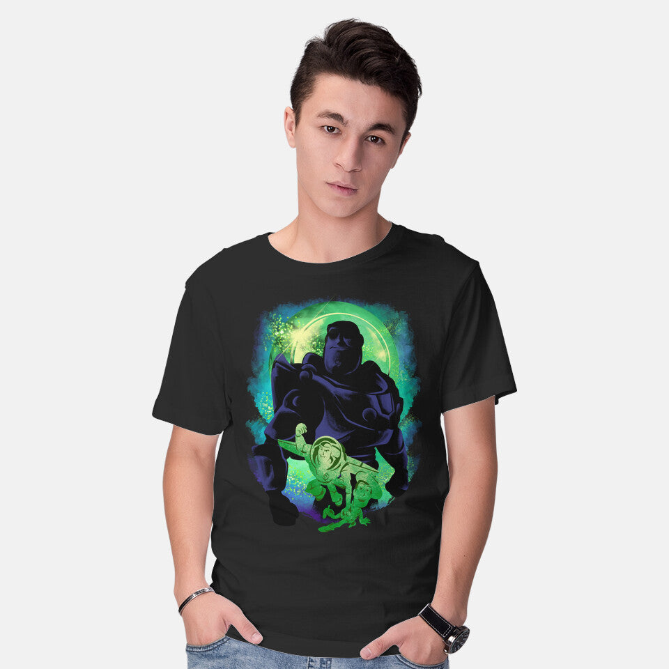 Model wearing black Friendship Never End – Movie Graphic T-Shirt