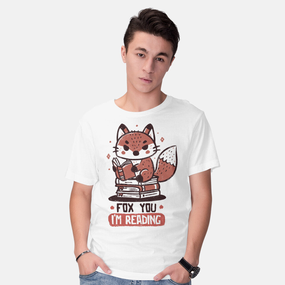 Model wearing white Fox You I'm Reading – Animal Graphic T-Shirt