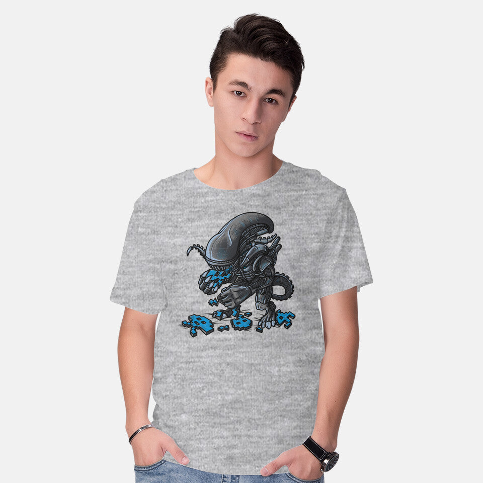 Alien Eats Alien – Sci-Fi Graphic T-Shirt