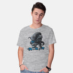 Alien Eats Alien – Sci-Fi Graphic T-Shirt