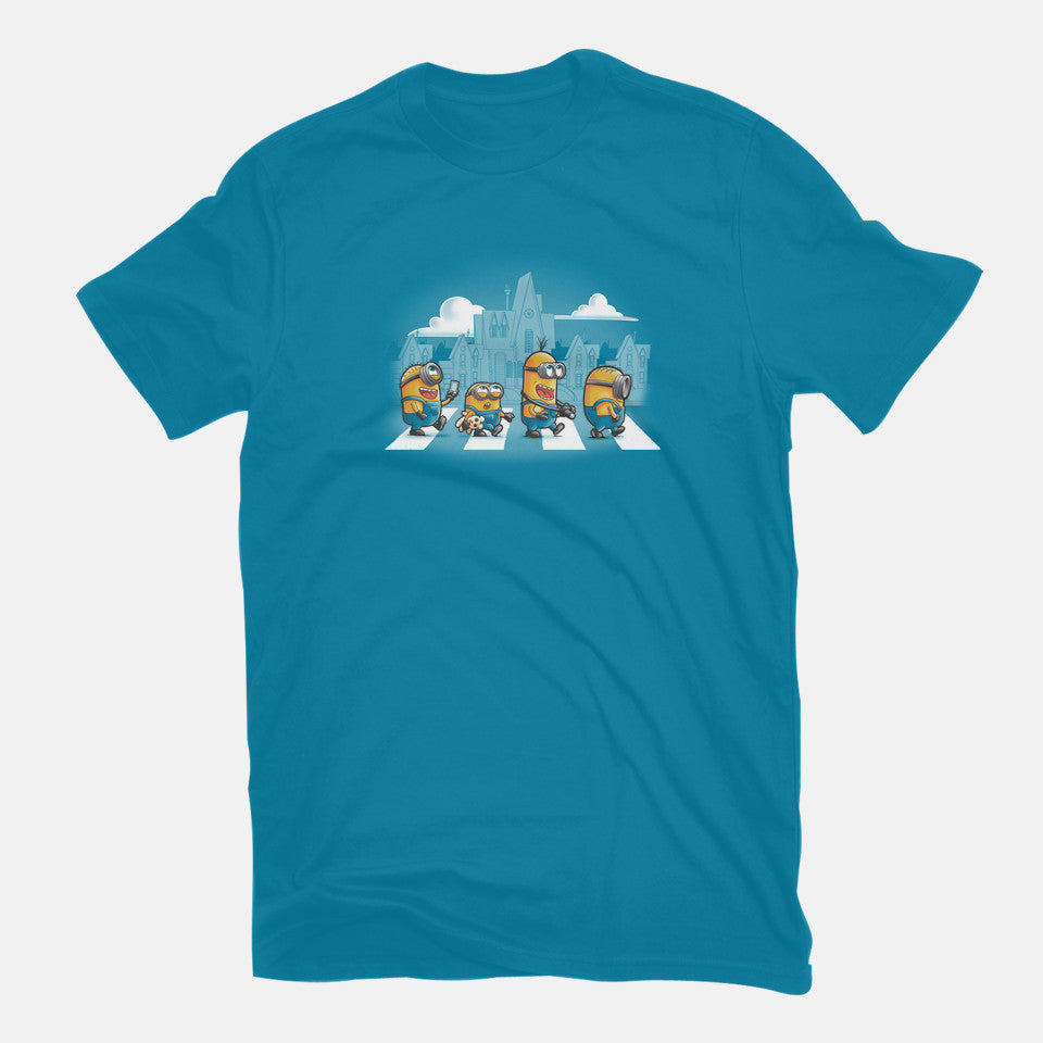 Yellow Road – Movie Graphic T-Shirt in turquoise, flat-lay product view