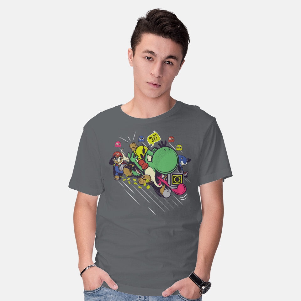 Model wearing charcoal Run. Go! – Gaming Graphic T-Shirt