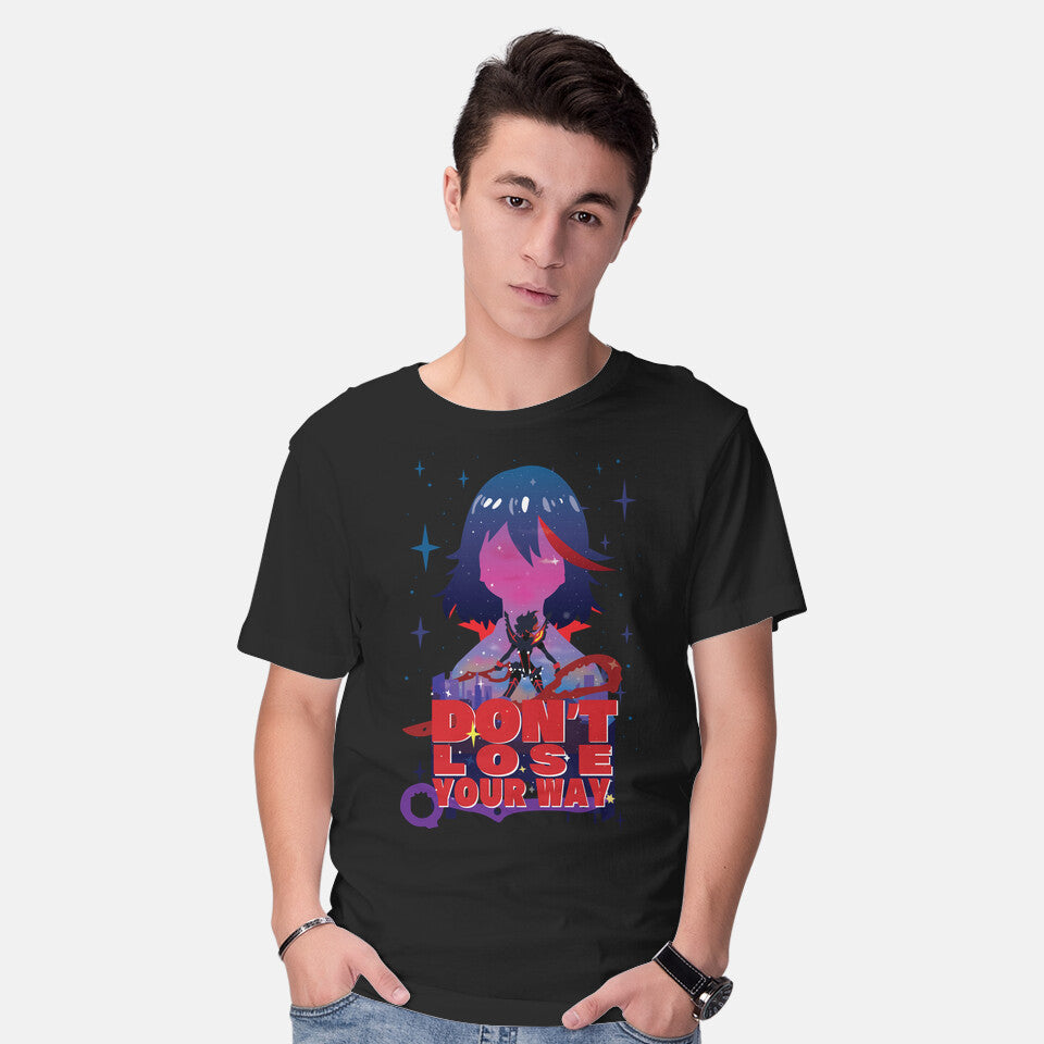 Model wearing black Don't Lose Your Way – Anime Graphic T-Shirt