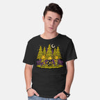 Model wearing black Treat Or Fish – Cat Graphic T-Shirt