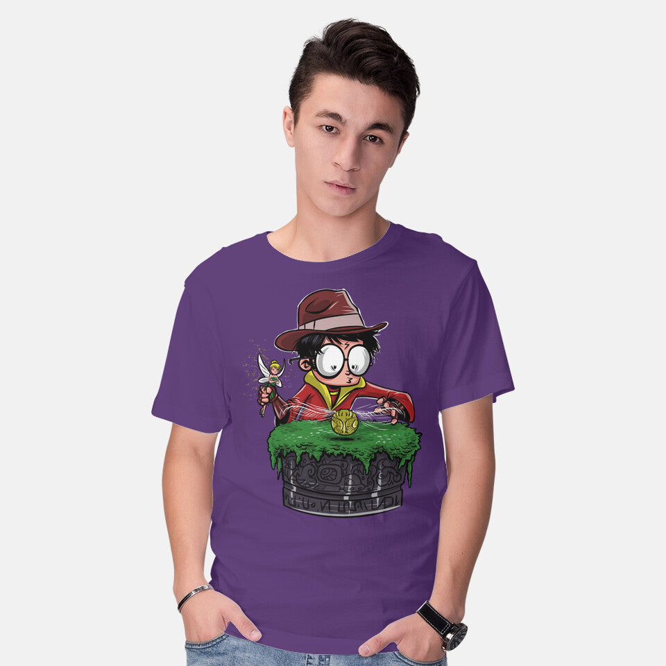 Model wearing purple Indiana Potter – Movie Graphic T-Shirt