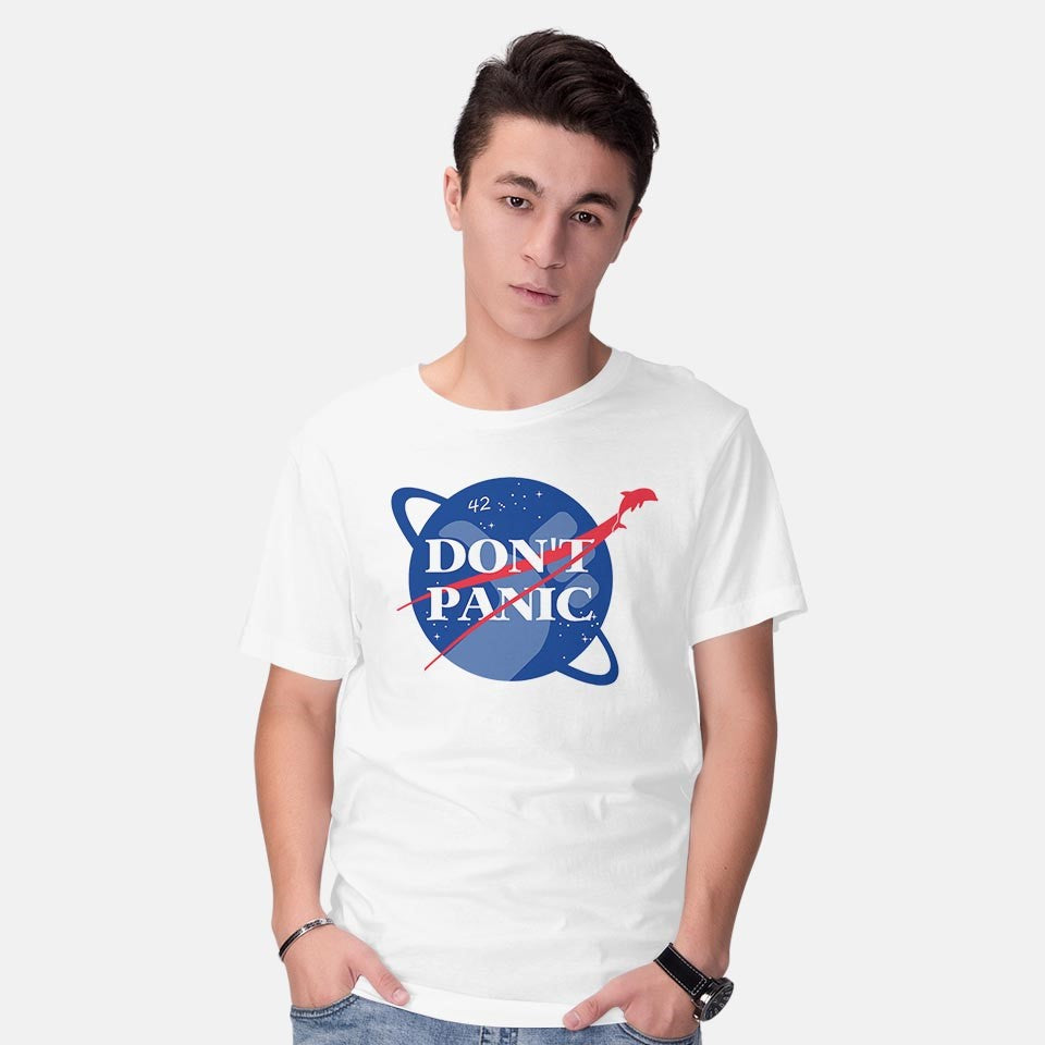 Don't Panic – Sci-Fi Graphic T-Shirt